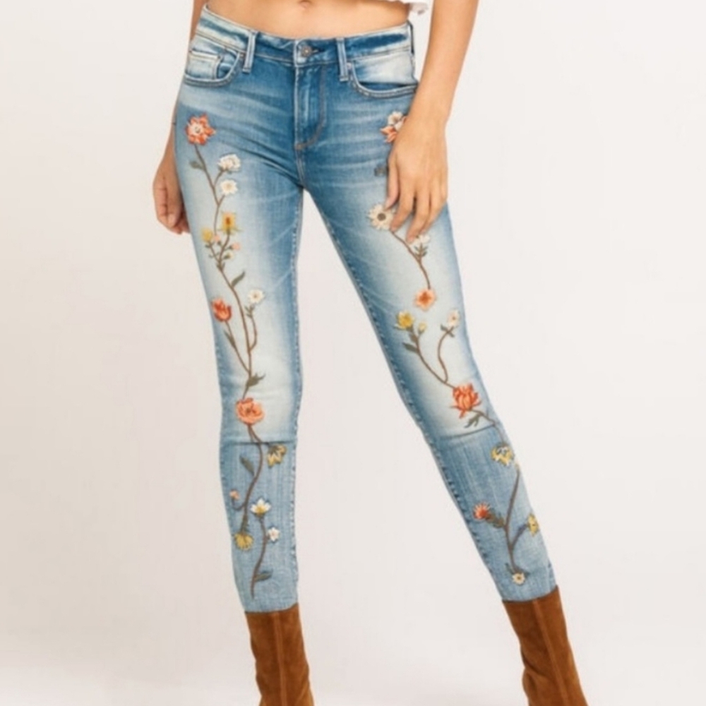 Driftwood Jackie embroidered raw hem  jeans